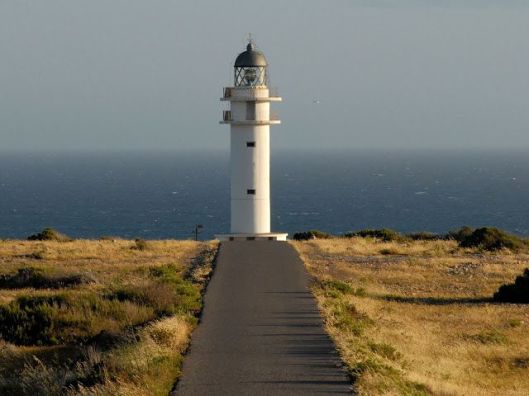 far del cap de barbaria_formentera Foto. Jaume Jordà aracomara.blogspot.com